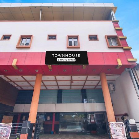 Super Townhouse Gajuwaka Near Cmr Mall Kurmannapalem Eksteriør bilde